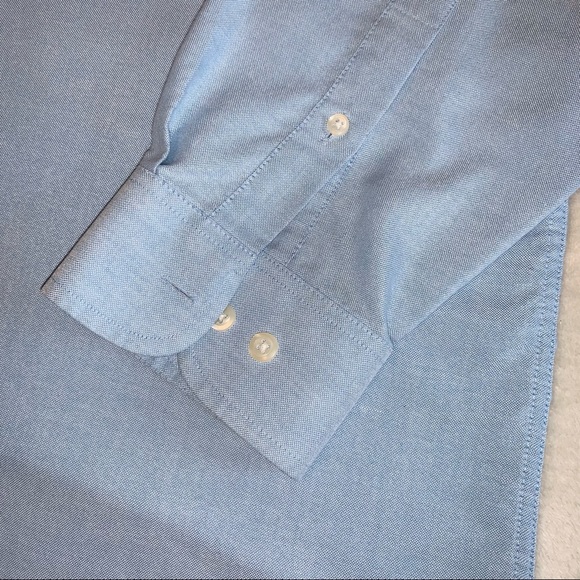 🌺 3/$15🌺 Men’s Casual Button Down - Picture 6 of 6